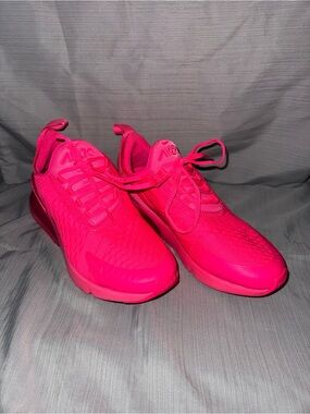 Nike Women's Vibrant Pink Athletic Running Shoes
